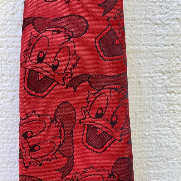 Vintage Disney Donald Duck neck tie - Picture 3 of 8